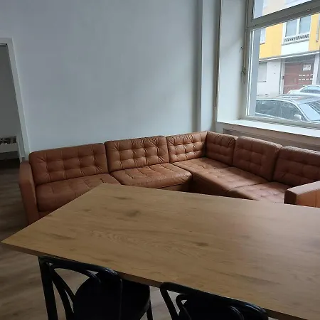 Location Close To Hbf Apartamento